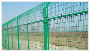 框架型護欄網圖片,框架型護欄網高清圖片 安平縣美耐固金屬網業制品廠,