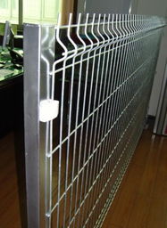 不銹鋼護(hù)欄網(wǎng)的優(yōu)勢(shì)與威卓品牌的專業(yè)應(yīng)用