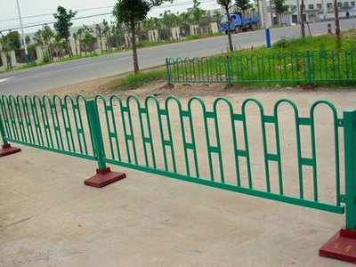 京式道路護欄 城市交通安全的堅固屏障