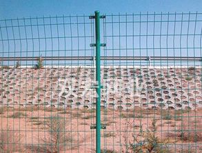 甘肅浸塑公路護欄網 廠家價格與高速公路護欄選購指南